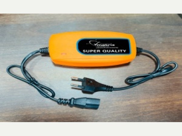 Medium Charger (Orange Colour)