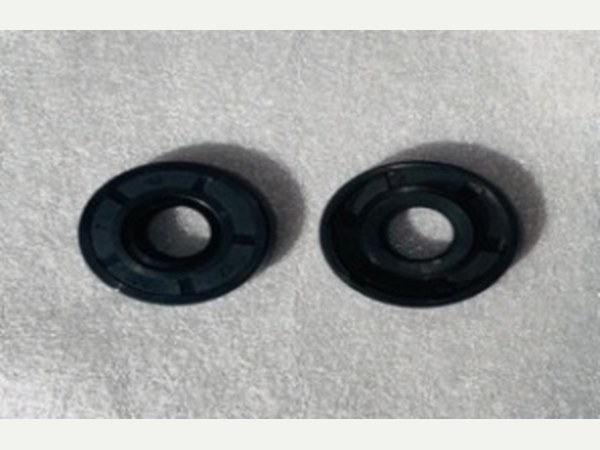 GX-35 Oil Seal